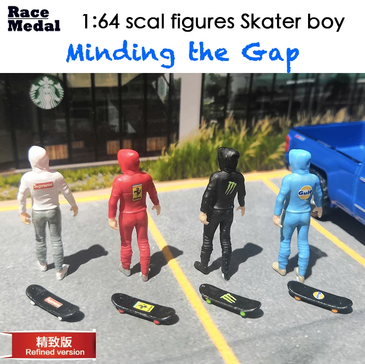 RaceMedal1:64 figures diorama Supreme Skater boy  siku MINI