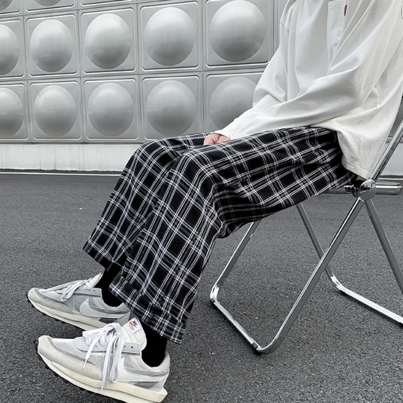 Casual Pants Men Straight Harajuku Streetwear Korean Style Plaid Ankle-length Elastic Waist Students Trousers All-match Retro