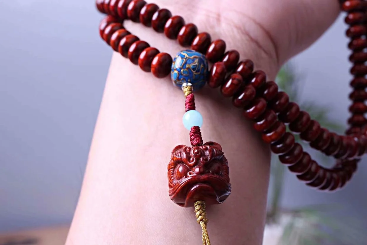 Lobular rosewood bracelet genuine bracelet beads abacus bead high oil dense glass bottom chicken red paint beads take lion dance