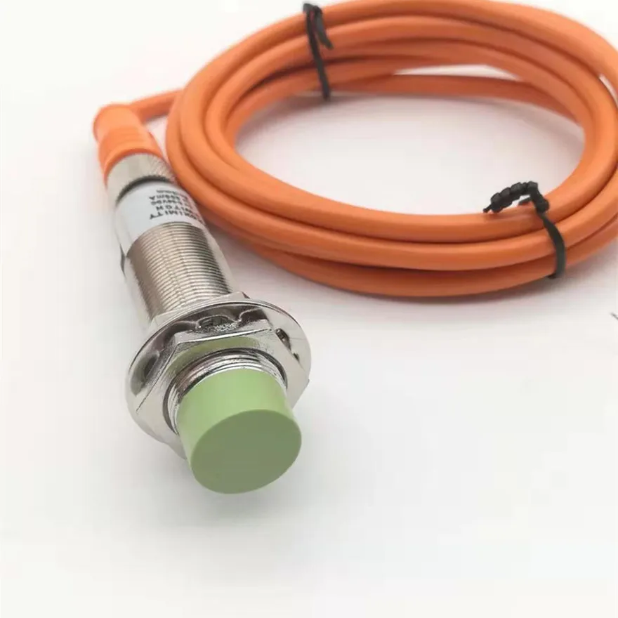 CHUX M18 Inductive Proximity Sensor Switch IM18-8-DPA-C 8mm NO/NC With Bend Connector PNP Motion Switch