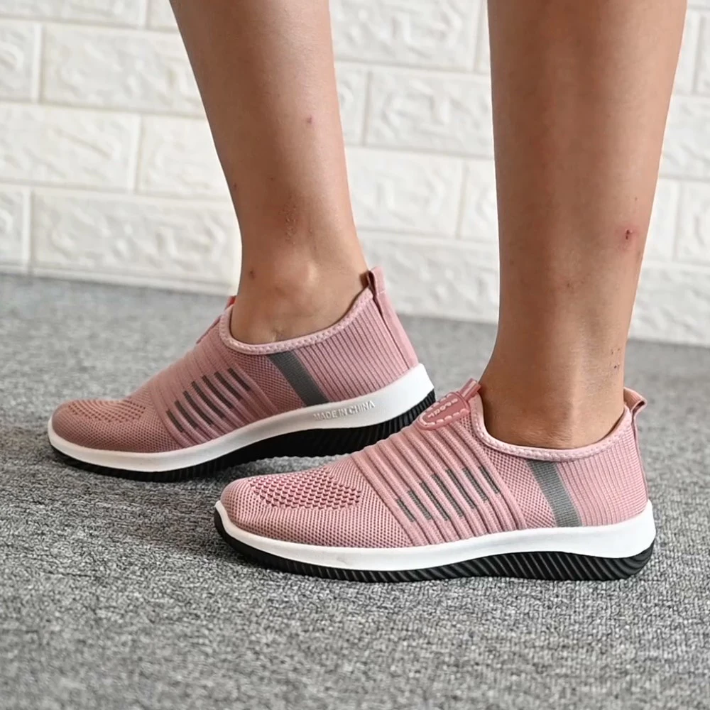 Women Flat Shoes Knitted Woman Casual Slip On Vulcanized Shoes Female Mesh Soft Breathable Women\'s Footwear For Ladies Sneaker