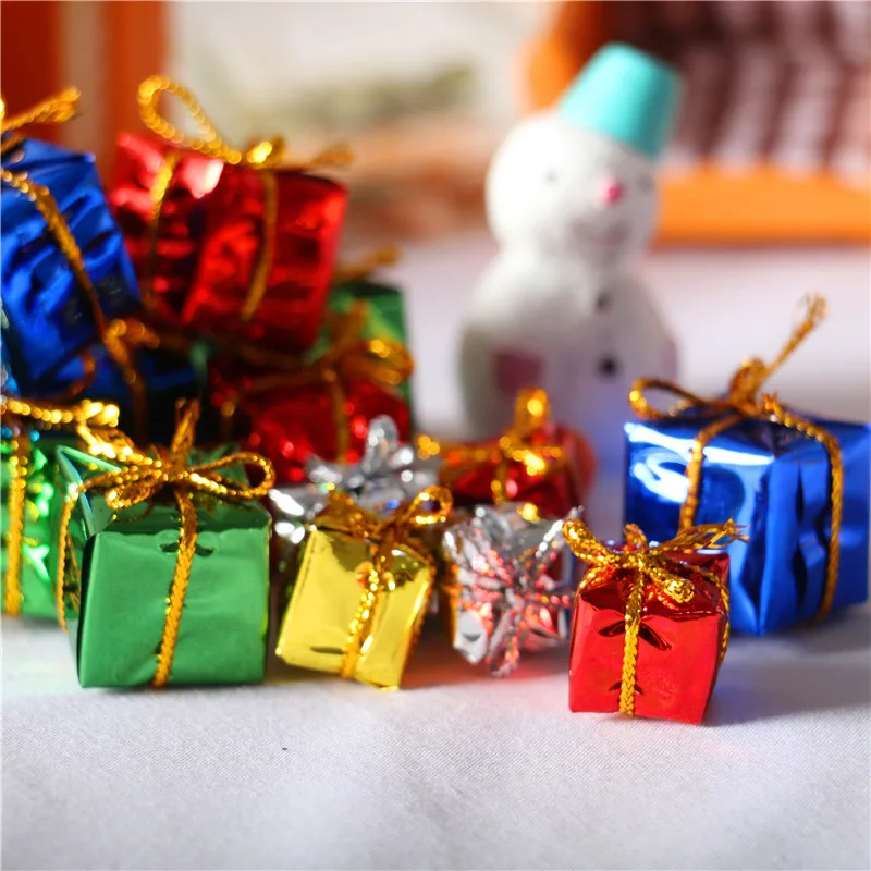 2PCS 1/12 Dollhouse Mini Color Christmas Gift Box Model Christmas Tree Holiday Decoration Accessories Kids Doll House Decoration