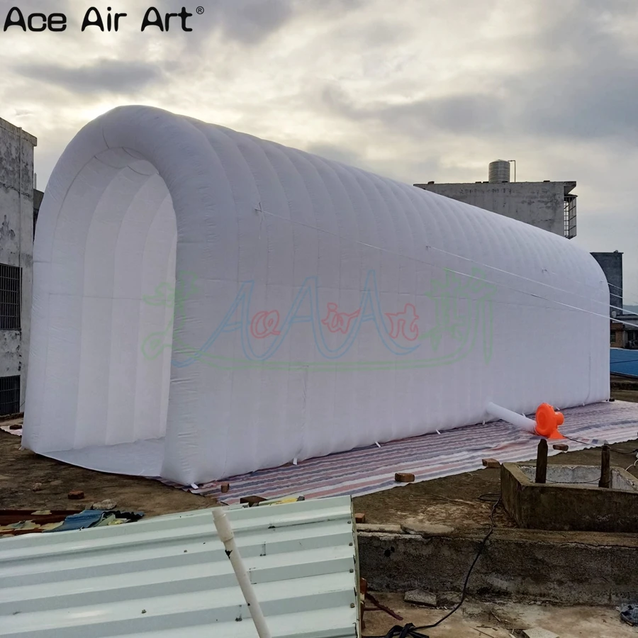 Tenda inflável do túnel da porta da terra projetada de hábil, canal da cobertura da fase do VIP com cortinas para a festa ao ar livre à venda feita na China