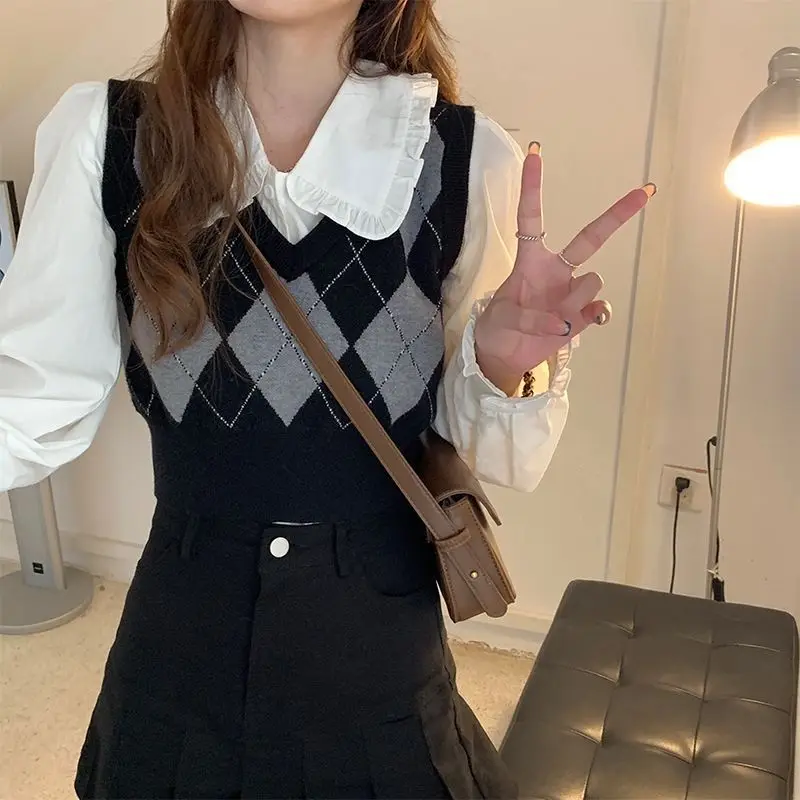 Thời Trang Áo Len Dệt Kim Áo Vest Nữ Crop Argyle Cổ Chữ V Cao Cấp Thu Đông Retro Nữ Ulzzang Sang Trọng Ins Tất Cả Trận Đấu Ngọt Ngào