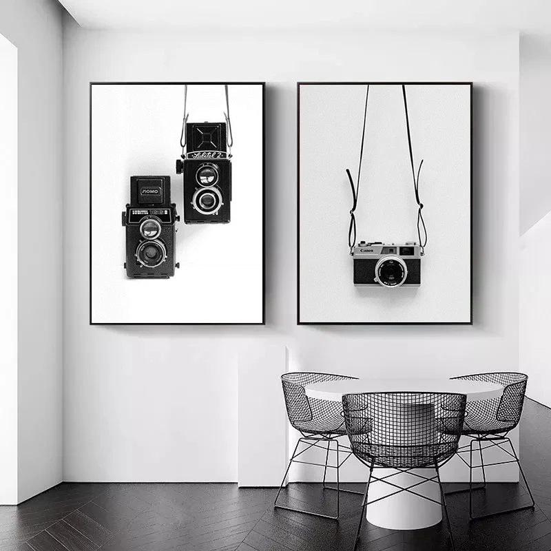 

Nordic Back and White Art Vintage Camera Women Canvas Painting Modern Minimalism Posters and Prints for Living Room Home Decor