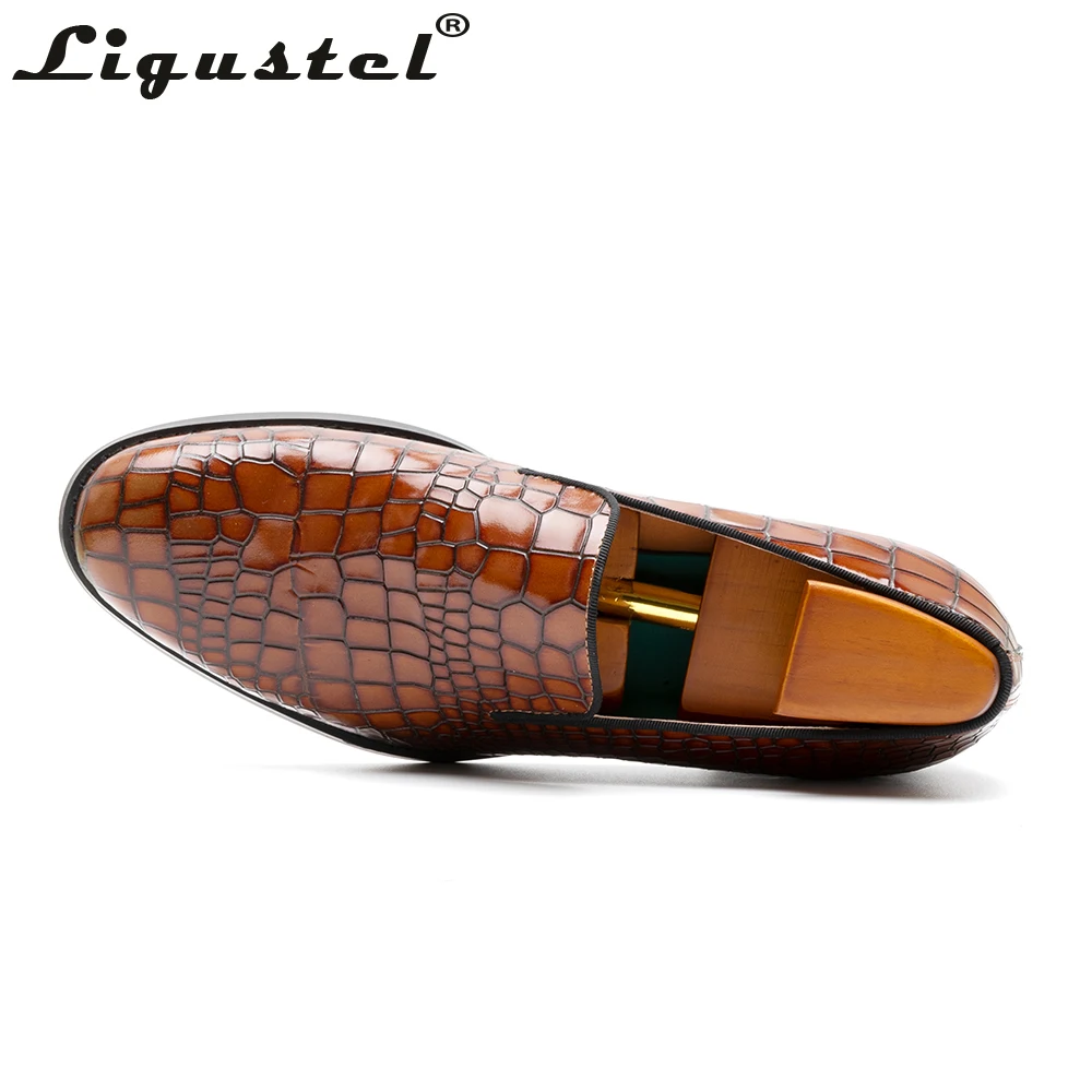 Mens Shoes Casual Handmade Crocodile Leather Shoes Mens Designer High Quality Red Bottom loafers Men Luxury Wedding Brown Shoes