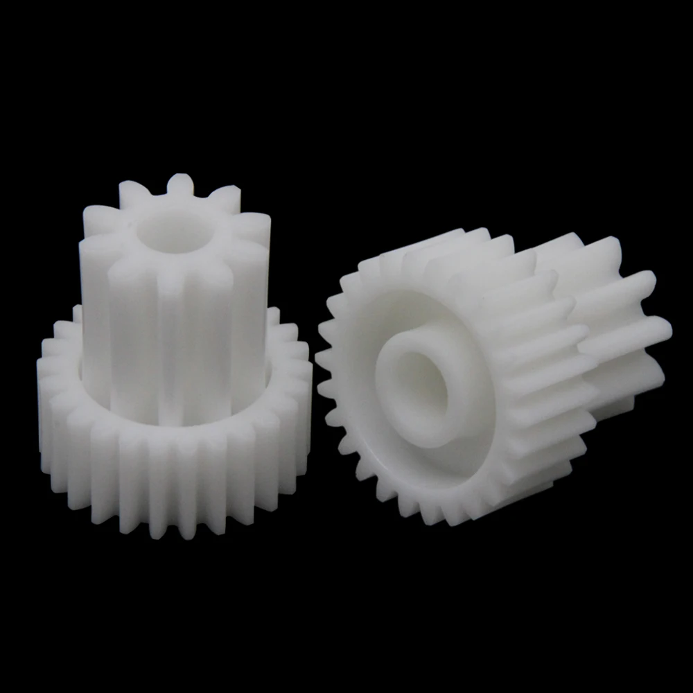 2pcs Plastic Mincer Gear Pinion KW650738 Spare Parts For Meat Grinder Kenwood  Pro1400 1500 1600  MG300 400 450 500 PG500 PG520