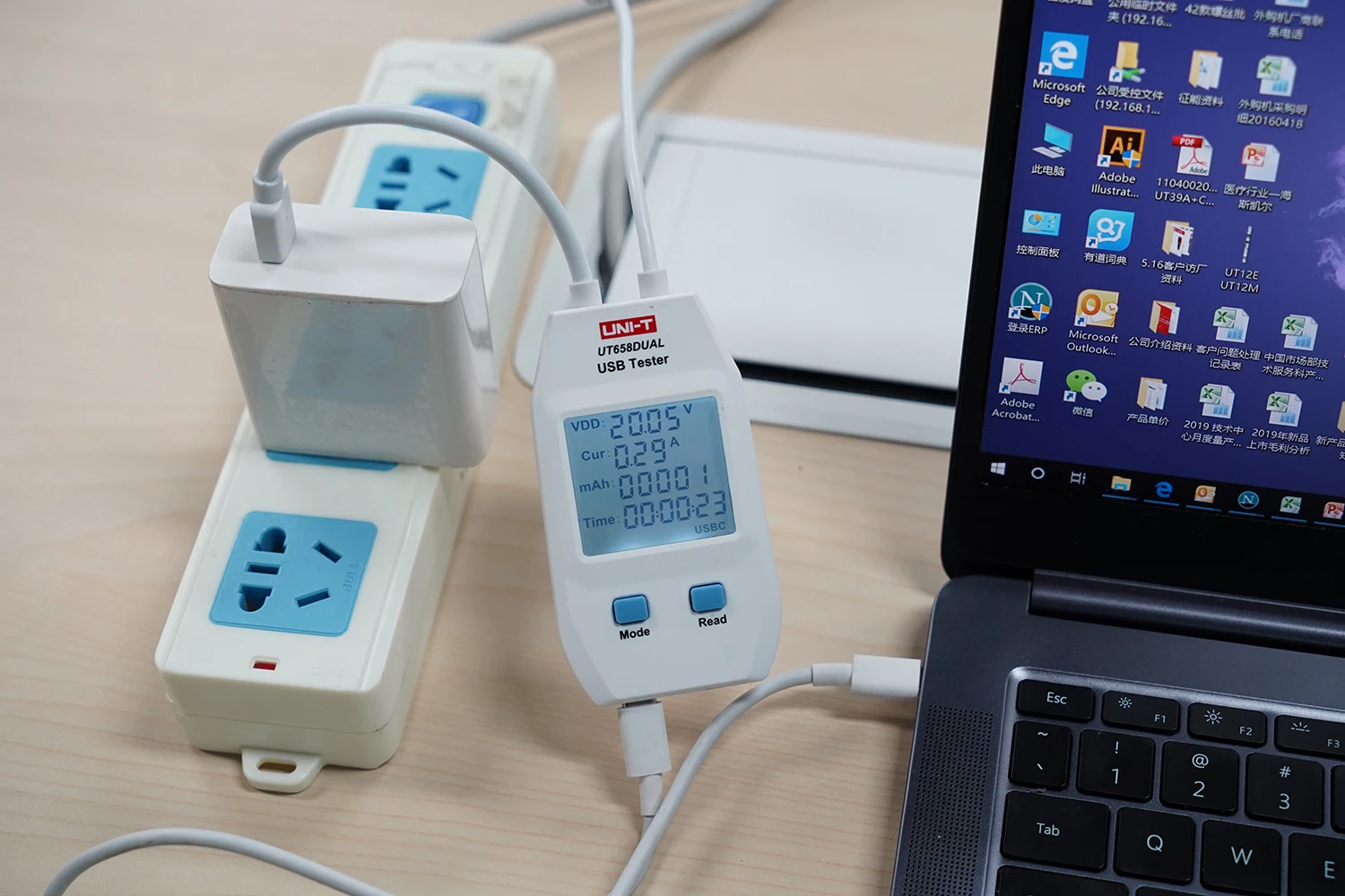 UNI-T ut658double tipo um porto tensão de saída usb tester atual energia capacidade circuito quivalent resistência carga eletrônica