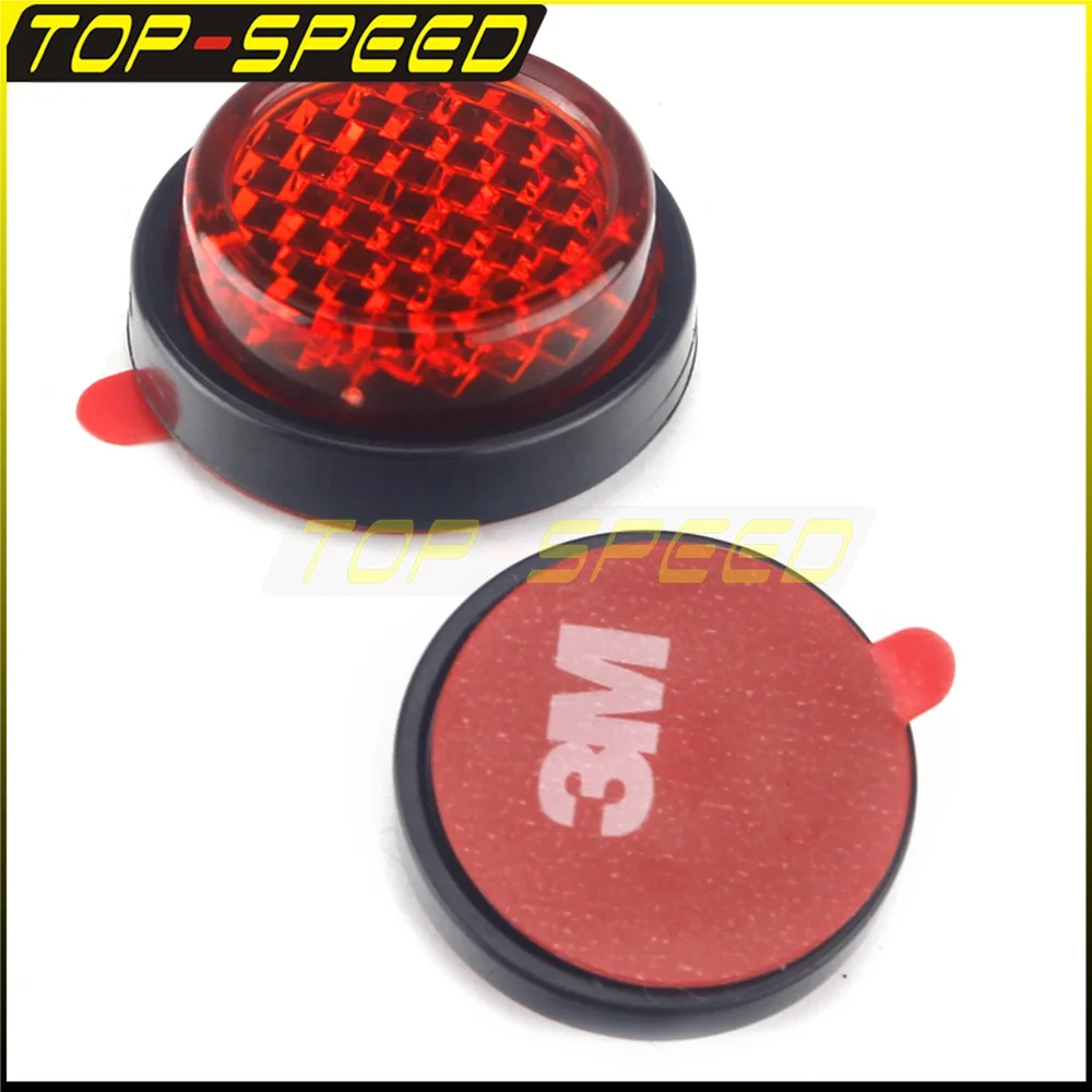 2x 4x لوحة ترخيص عاكسات ملصق العالمي للدراجات النارية البلاستيك رقم لوحة عاكسات عاكس السلامة الحمراء الصغيرة لهوندا