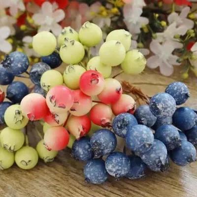 

50Pcs 1cm Berry Artificial Flower For DIY Christmas Garland Wreath Accessories Fake Plant Wedding Flowers Home Party Decoratio