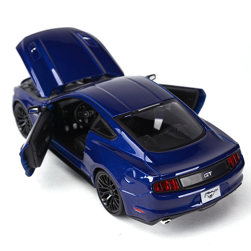 Maisto-Ford Mustang Leges, véhicules moulés sous pression, modèle de collection, jouets de voiture, 1:24, 2015