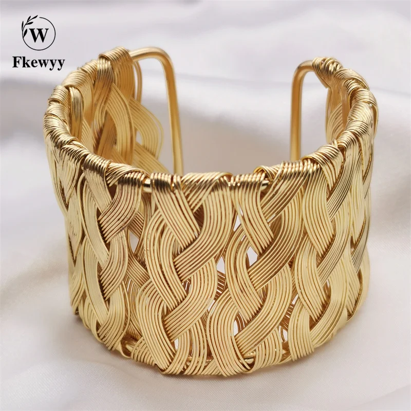 Fkewyy High-End Classic Women Bracelet Fashion Designer Jewelry Handmade Weave Bangles Charm Womem Gothic Accessories Gift