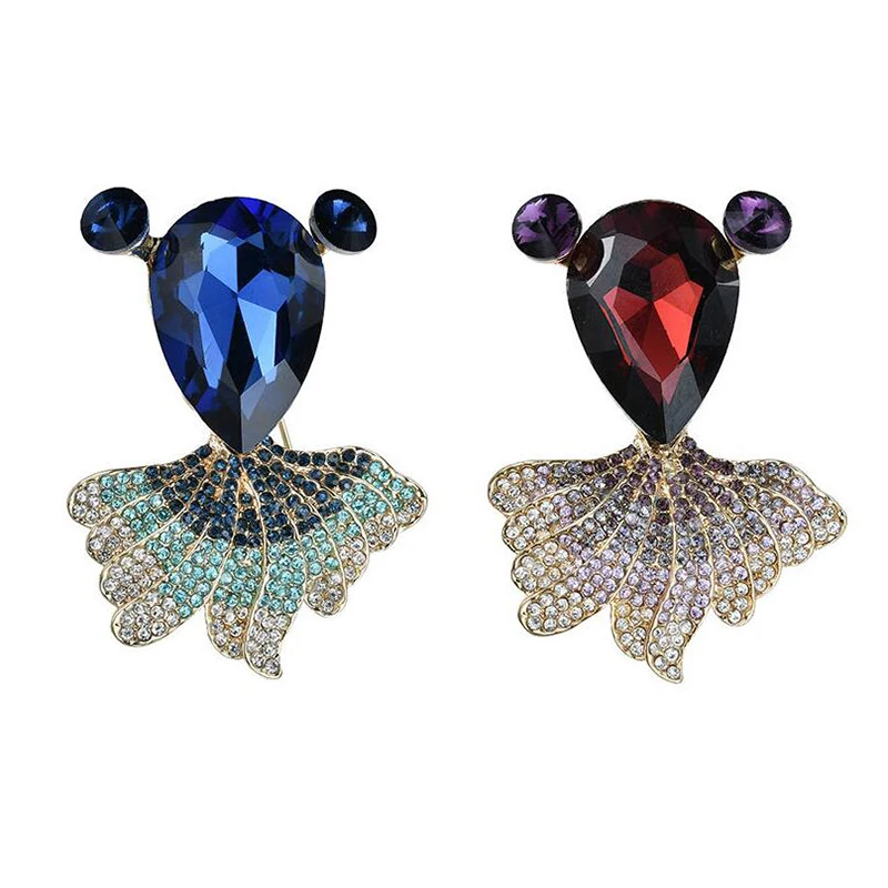 50pcs/lot Trendy Embellished With Crystal Animal Fish Brooch Pin Rhinestone Blue Goldfish Pin Brooch