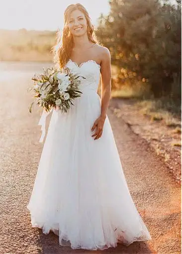 Vestido De novia elegante De tul escote corazón Línea A con aplicaciones encaje con cuentas y cinturón largo hasta el suelo Vestidos De novia