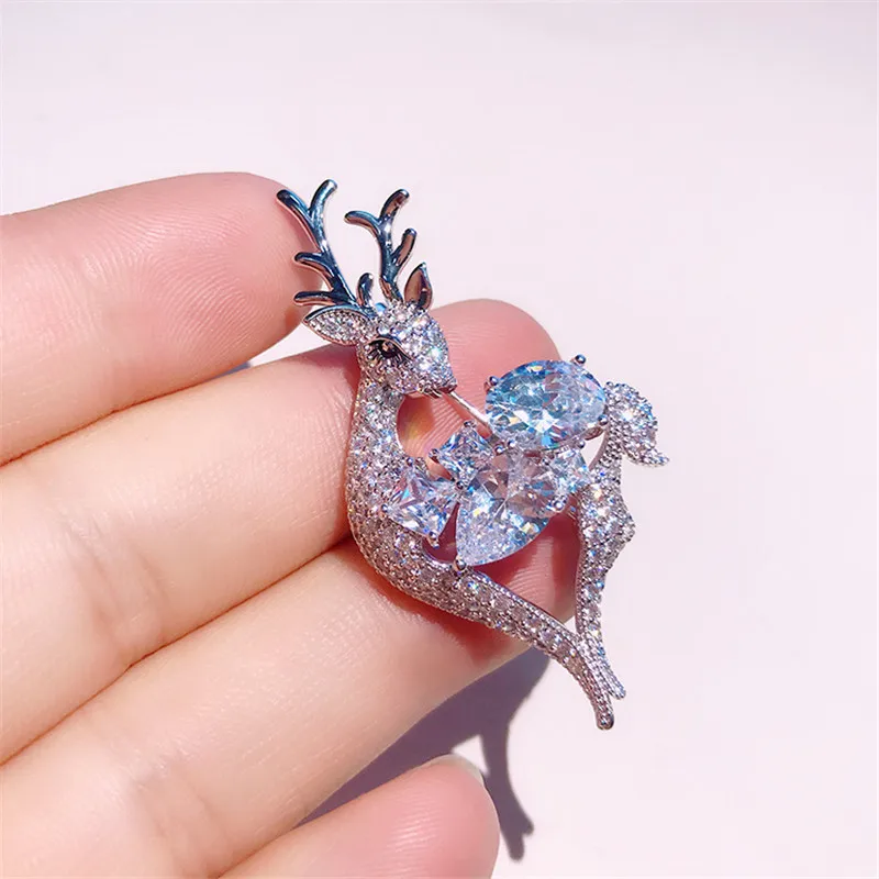 3A Cubic Zirconia Deer Brooch Pin Luxury Crystal Elk Brooches for Women Men Suit Christmas Pin Accessories Jewelry Animal Broach