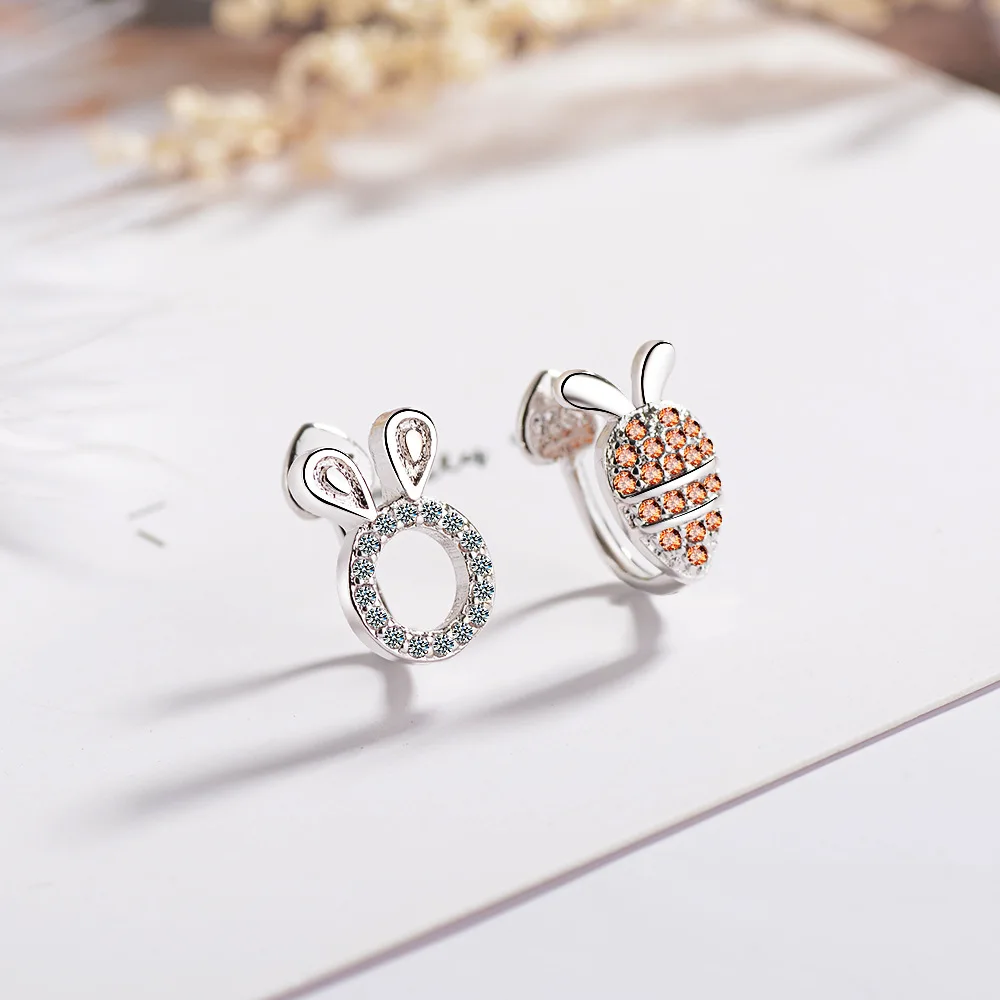 

Genuine 100% 925 Sterling Silver Rabbit Carrot Ear Clip Cute Student Asymmetric Zircon Earrings For Women Kids Girls Non Pierced