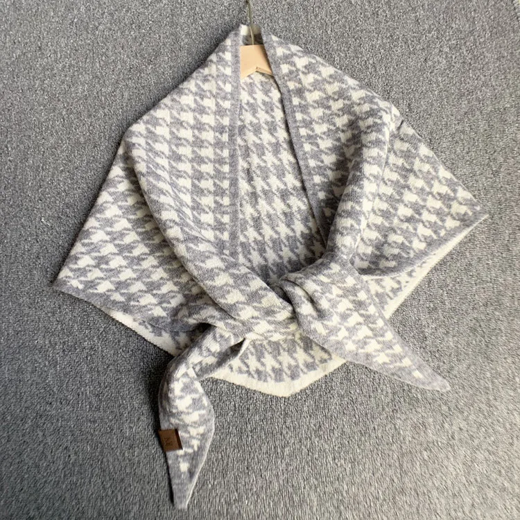 Wool Knitted Triangle Scarf warm Double-Sided wear Women\'s plaid Shawl wrap Autumn Winter Korean Scarves