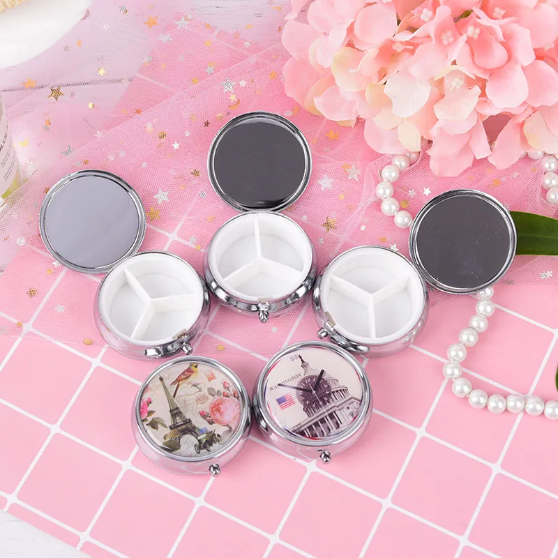 Metal pill cutter Medicine Organizer Portable Pill Box Folding pill case Makeup Storage Container randomly