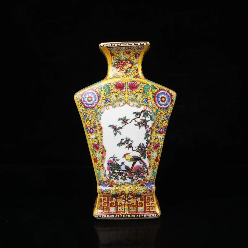 Exquisite Chinese Antique Colored Enamel Decoration Auspicious Flower and Bird Flat Porcelain Vase