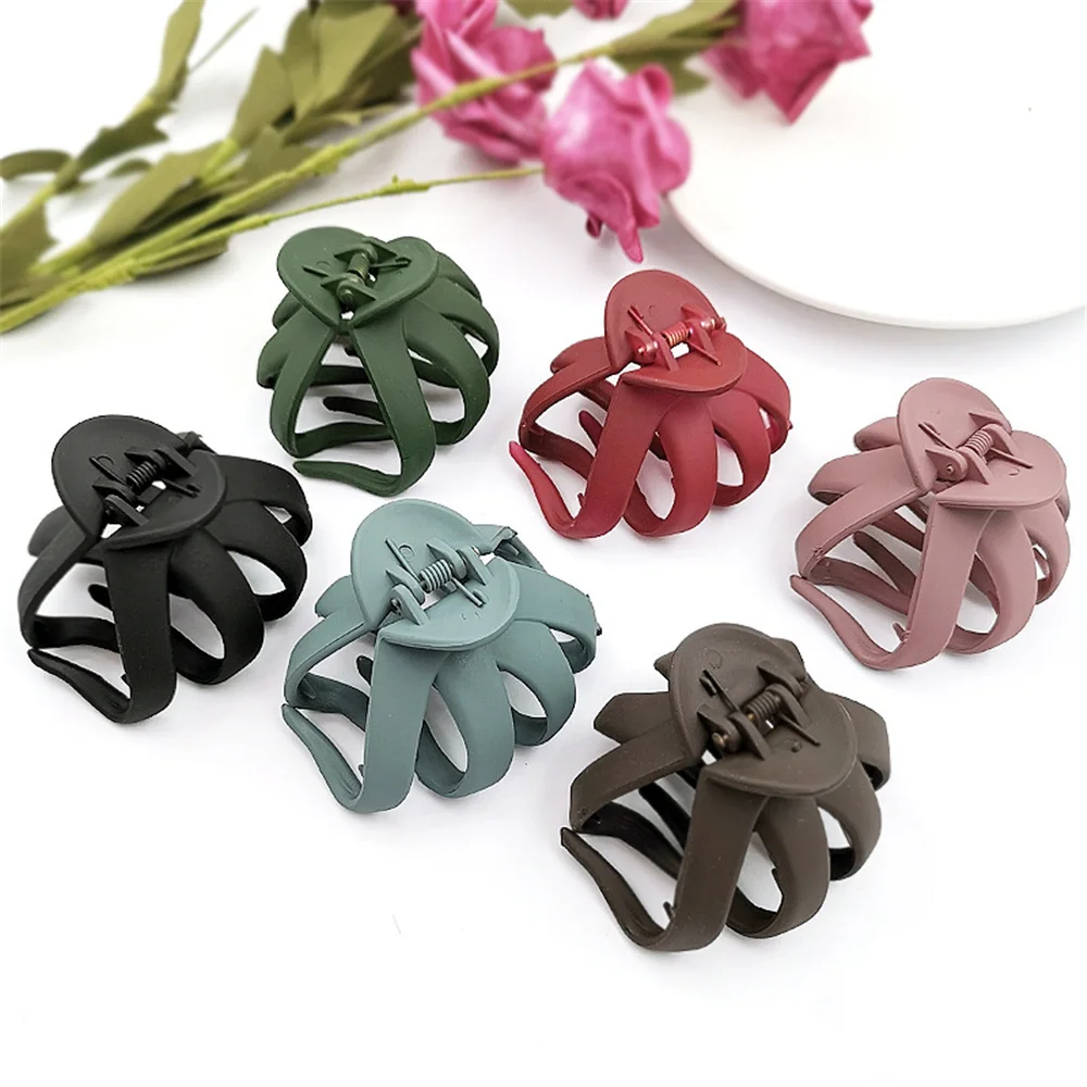 New Arrival Large Size Fish Shape Hair Clips Ponytail Holder for Women Girls Banana Clips Crabs Claws Hair Styling Accessories