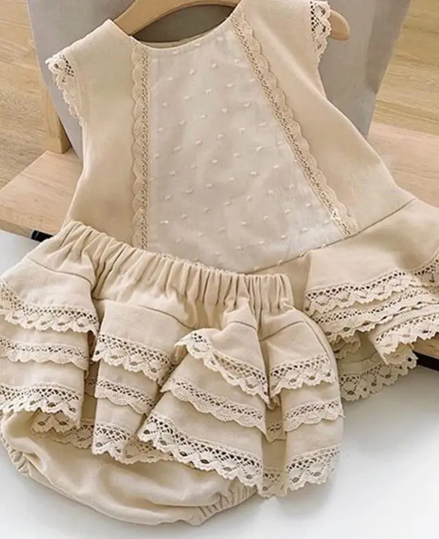 Sweety Summer Girls Clothes Set Sleeveless Lace Vest Top with Layered Hem Tiered Bloomers Shorts Cute Baby Clothing