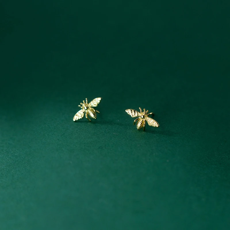 KAMIRA 925 Sterling Silver Cute Insect Bee Piercing Earrings for Women Punk Gothic Design Creative Unique Jewelry Unisex Chic view 5