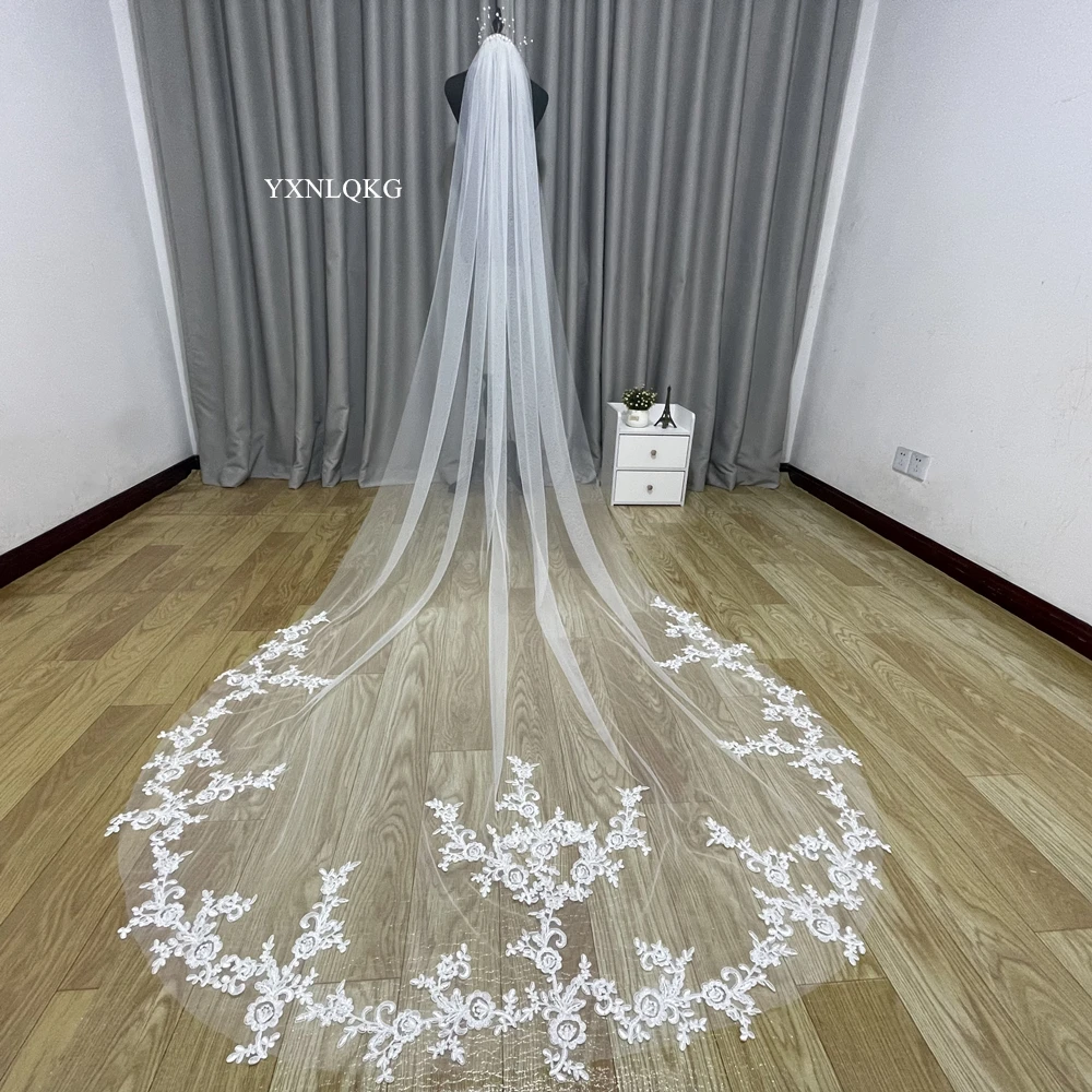 Uma camada Catedral Véu do casamento com pente, Marfim Branco Lace Edge Véus nupciais, Acessórios do casamento, Foto Real, 3m, Novo