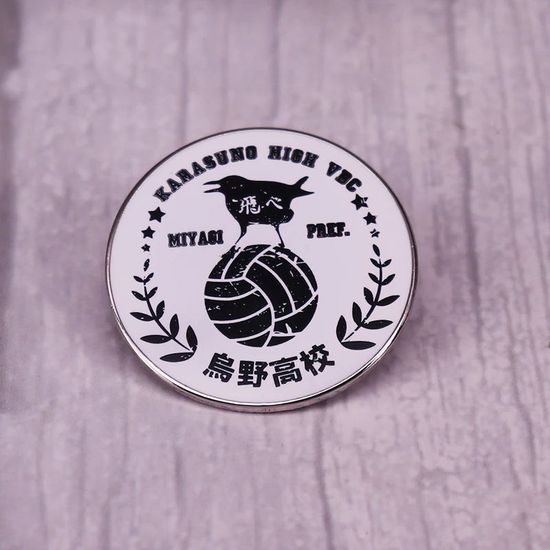 Anime Haikyuu Enamel Pin Karasuno Fight Button Brooch Collar Lapel Decoration Jewelry Gifts