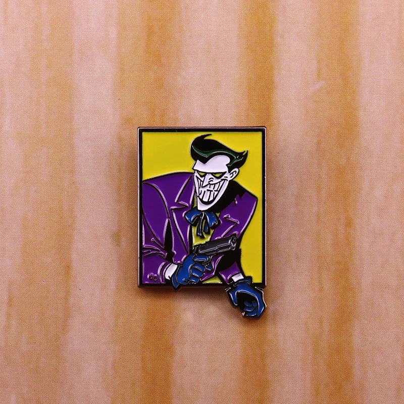 Spilla Joker dangin uno degli accessori per spille per Badge più grandi e scuri