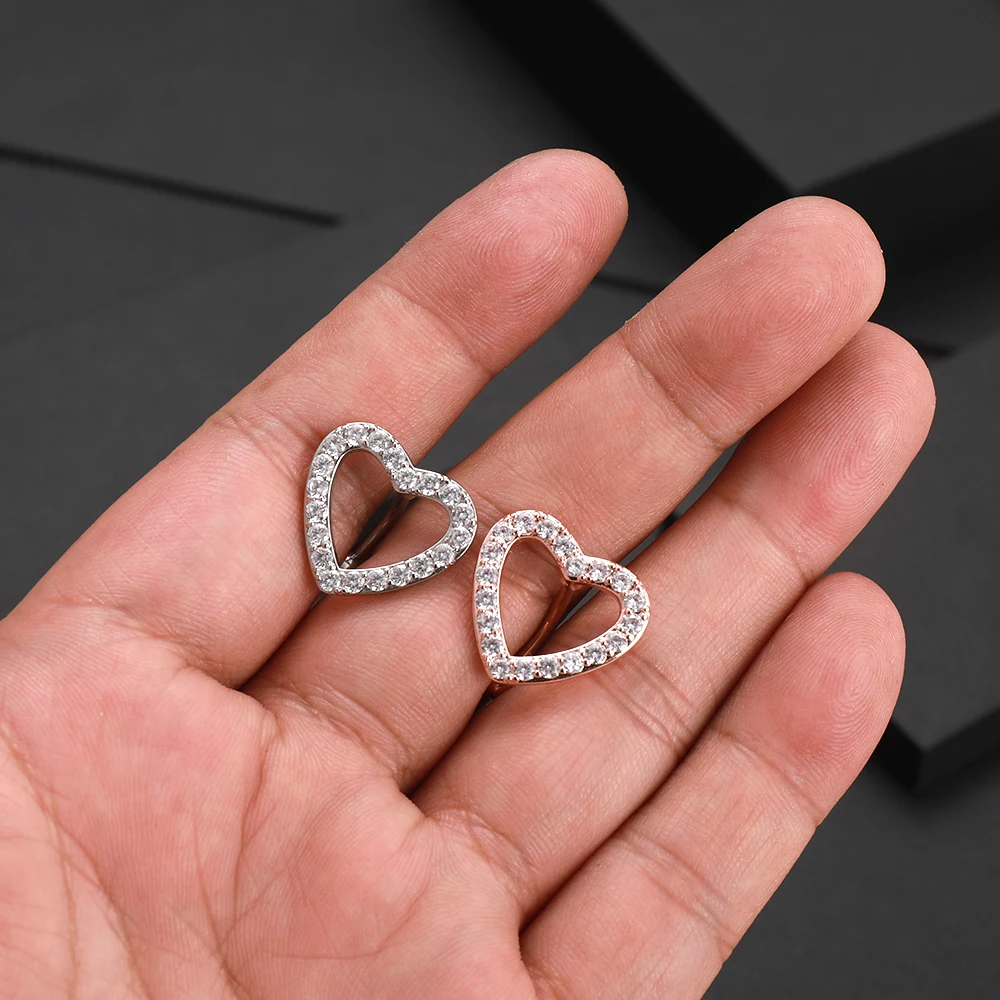 Reverse Curved 14G Belly Button Rings Dangled Heart Clear CZ Navel Rings 316L Surgical Steel Belly Piercing Barbell Body Jewelry view 6