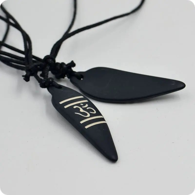 AUM OM أوم الهندوسية البوذية الهندوسية اليوغا الهند الياك العظام قلادة قلادة تميمة محظوظ هدية مجوهرات الأزياء القبلية