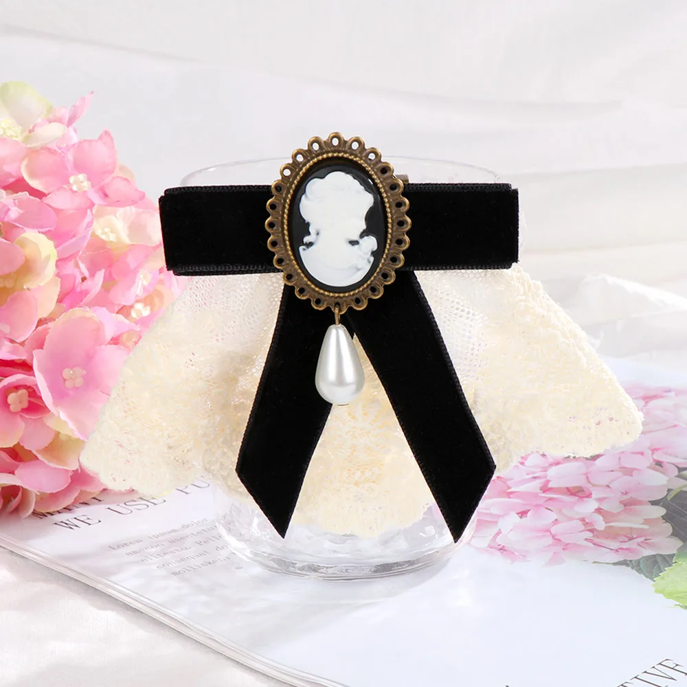 Women\'s Elegant Brooches Lace Ribbon Bow Queen Cameo Pearl Vintage Brooch For Birthday Christmas Lady Corsage Gifts