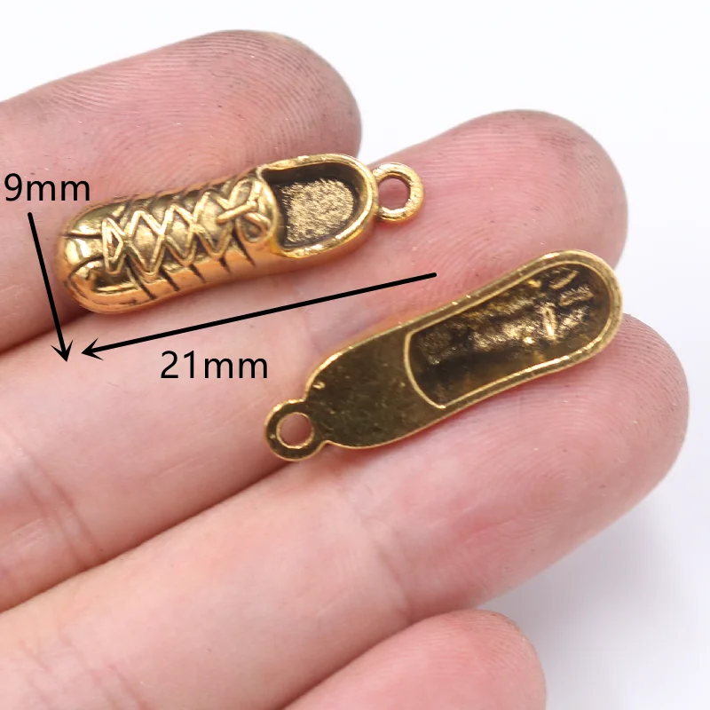 10pcs Mix Sports Sneakers/Dancing Shoes/Skating Shoes/Running Shoes/Football/Baseball/Pendant DIY Charm Jewelry Crafts Making