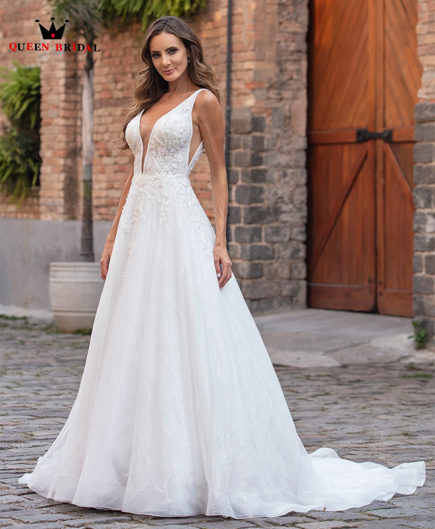 Luxo a linha com decote em v sem costas lantejoulas tule rendas pérolas de cristal vestidos de casamento 2021 novo design vestidos de noiva tamanho personalizado bc19