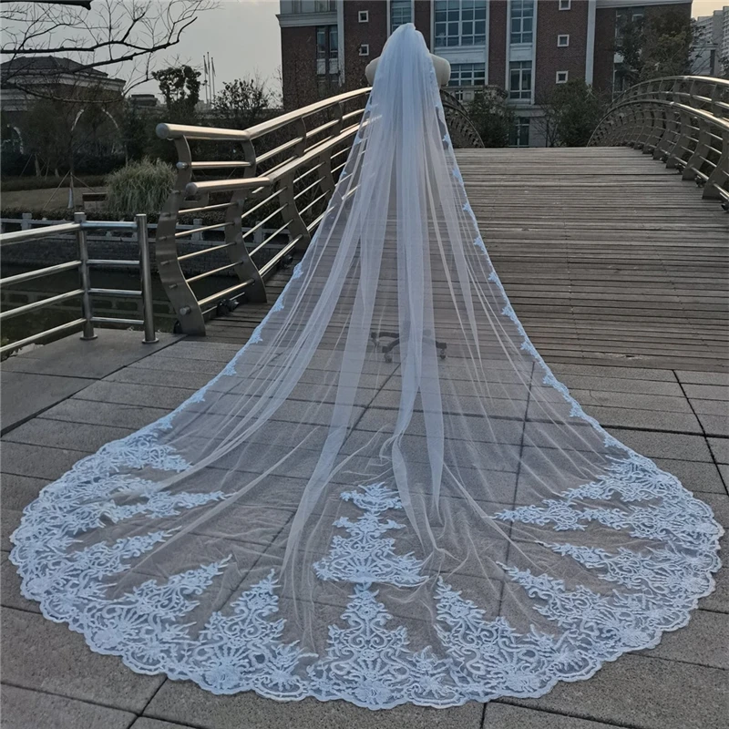 Real Photos 4 Metres Bridal Veils Single Layer Cathedral Long Luxury Lace Edge Tulle Wedding Veils with Comb for Brides 1T 3 5 M