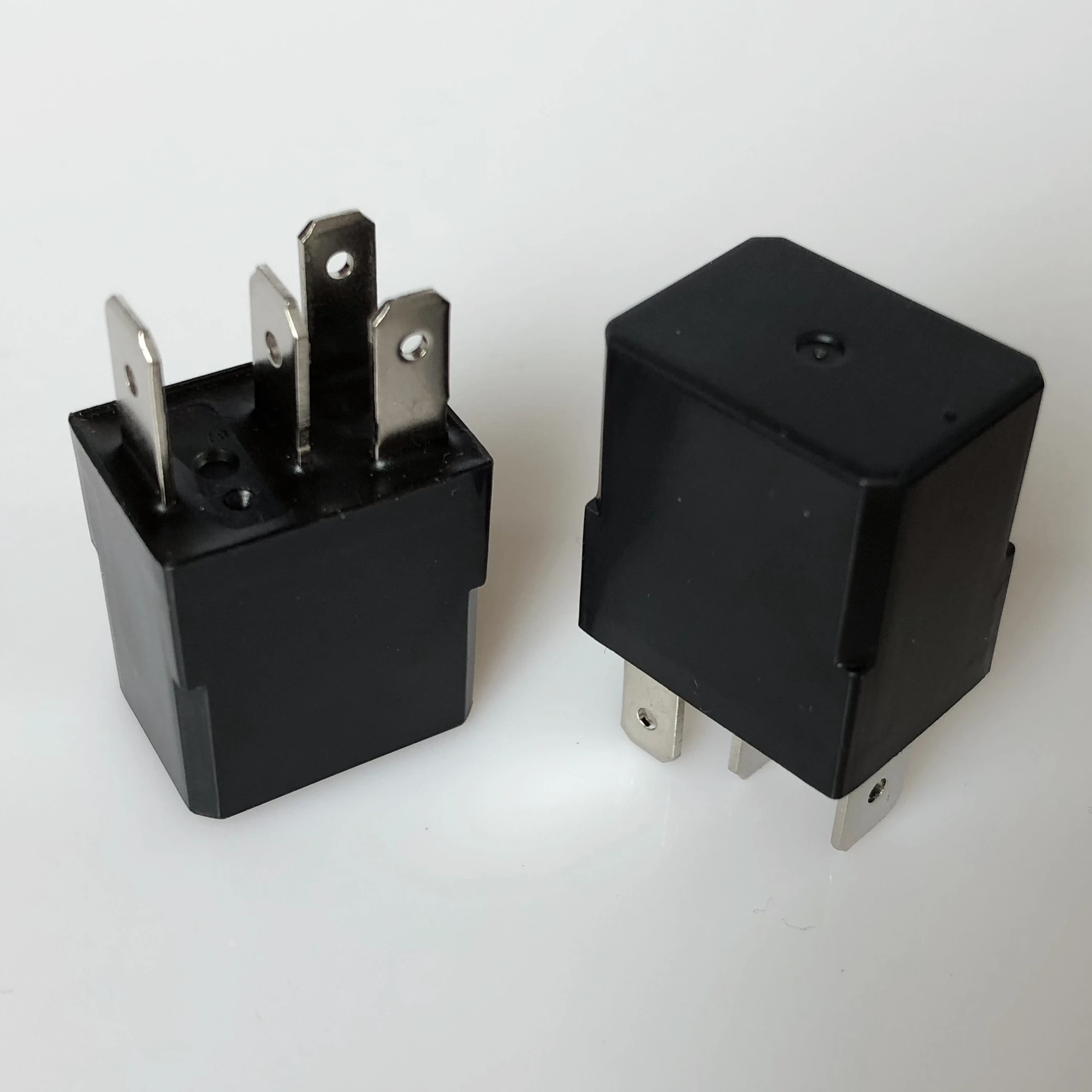 35A 12V Tiếp Sức 4 Chân 5 Chân Bơm Dầu Nguồn Điều Khiển
