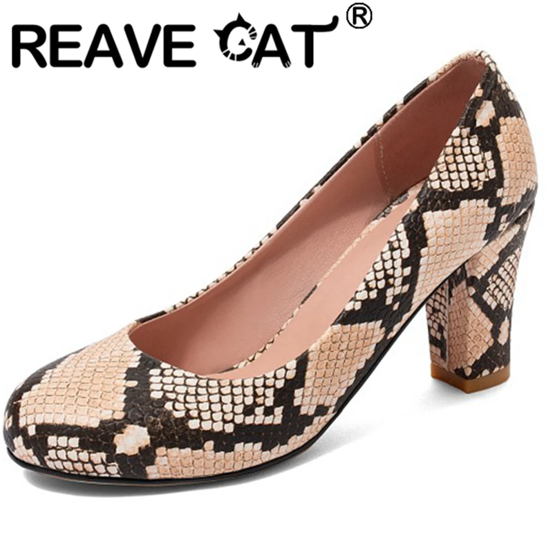 REAVE CAT 2021 Spring New Snake Print Pumps Round Toe Elegant Concise Slip On 7cm High Thick Heel Shoes Big Size 31-47 White Red