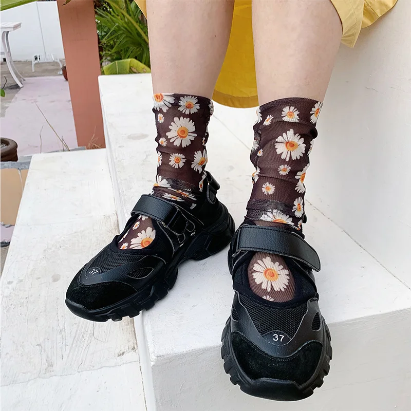 Fashion Flower Tulle  Socks Women Korean Daisy Mesh Socks Female Chiffon Thin Funny Socks Streetwear Dress Calcetines Mujer