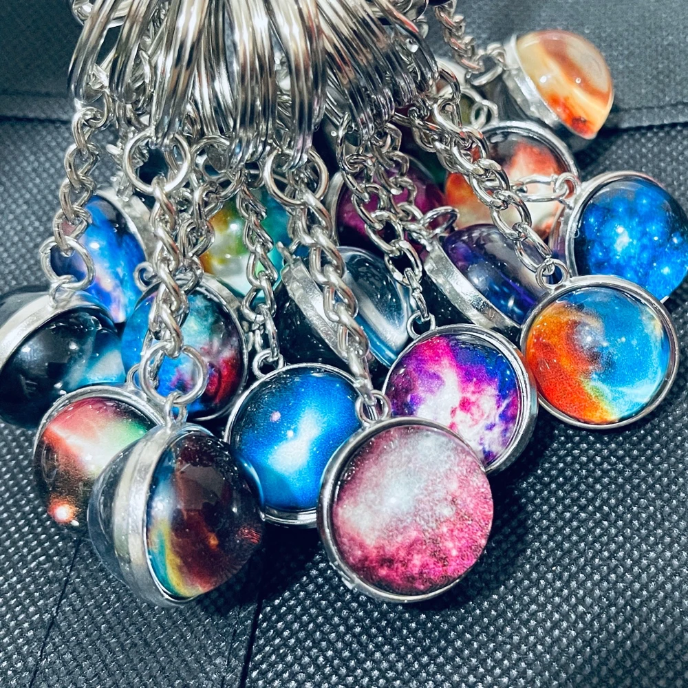 Creative Anime Key Ring Universe Galaxy Nebula Double-Sided Luminous Glass Ball Keychain Galaxy Planet Pendant Key Chain Gifts