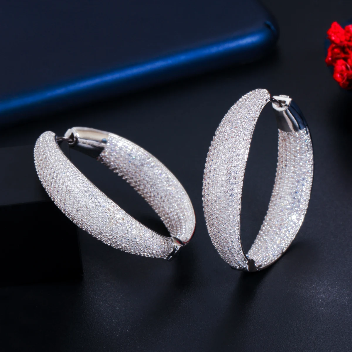 CWWZircons Micro Pflastern Zirkonia Runde Große Aussage Hoop Ohrringe Silber Farbe Luxus Frauen Hochzeit Braut Schmuck CZ809 – Detail 6