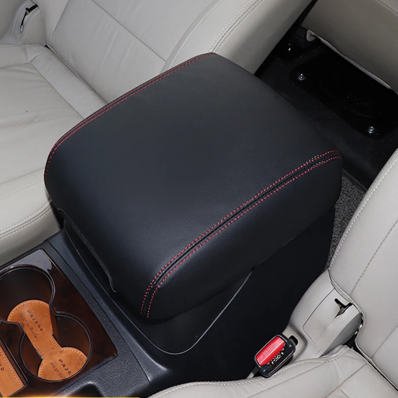 For Mitsubishi Pajero Armrest Box Cover V97 V93 V87 V77 V73 Carbon Fiber Car Anti-dirty Pad PU leather Protection Accessories