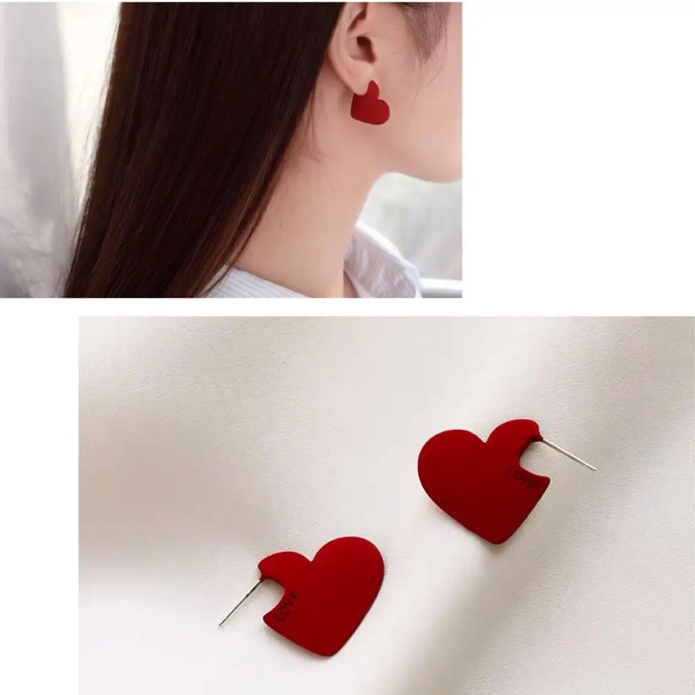 New Korean TV Star Metal Elegant Red Love Heart Stud Earrings For Women Cute Boucle D'oreille Gifts Party Jewelry Yellow Blue