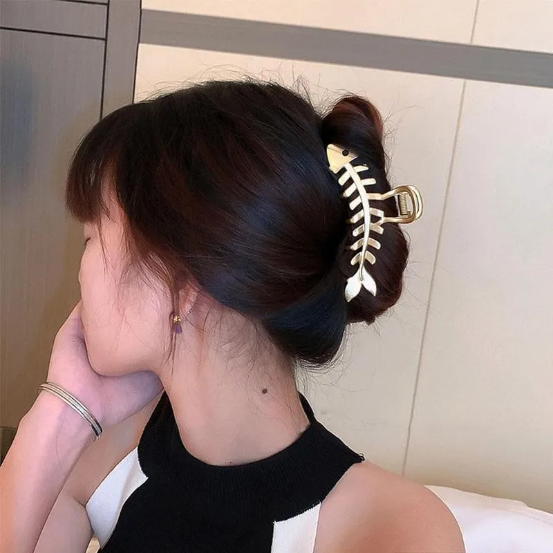 Women Fishbone Hair Claw Geometric Hair Clamp Grab Hair Clip Grip Barrettes Fashion Hairpin Acrylic Styling Hair Accessories