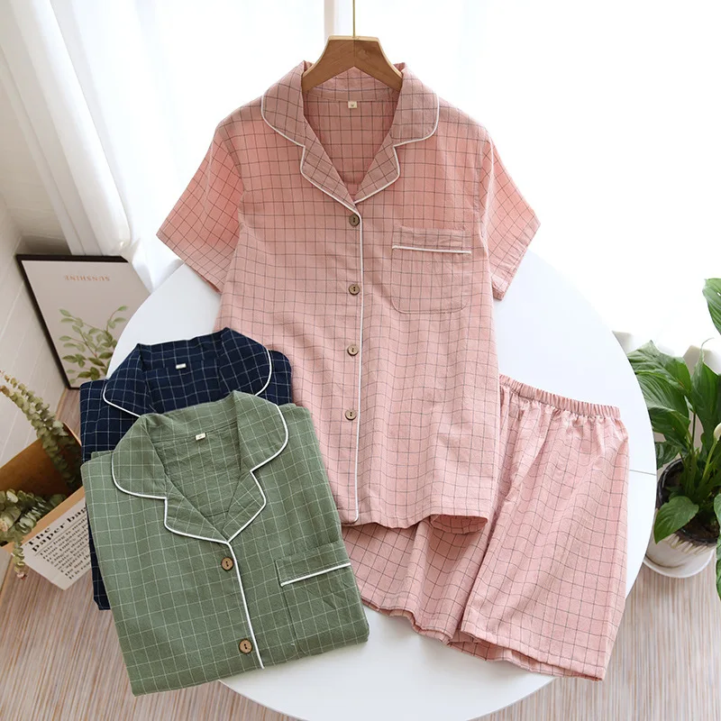 Summer new couple pajamas two-piece men\'s plaid short-sleeved shorts 100% cotton gauze ladies simple home service set sleepwear