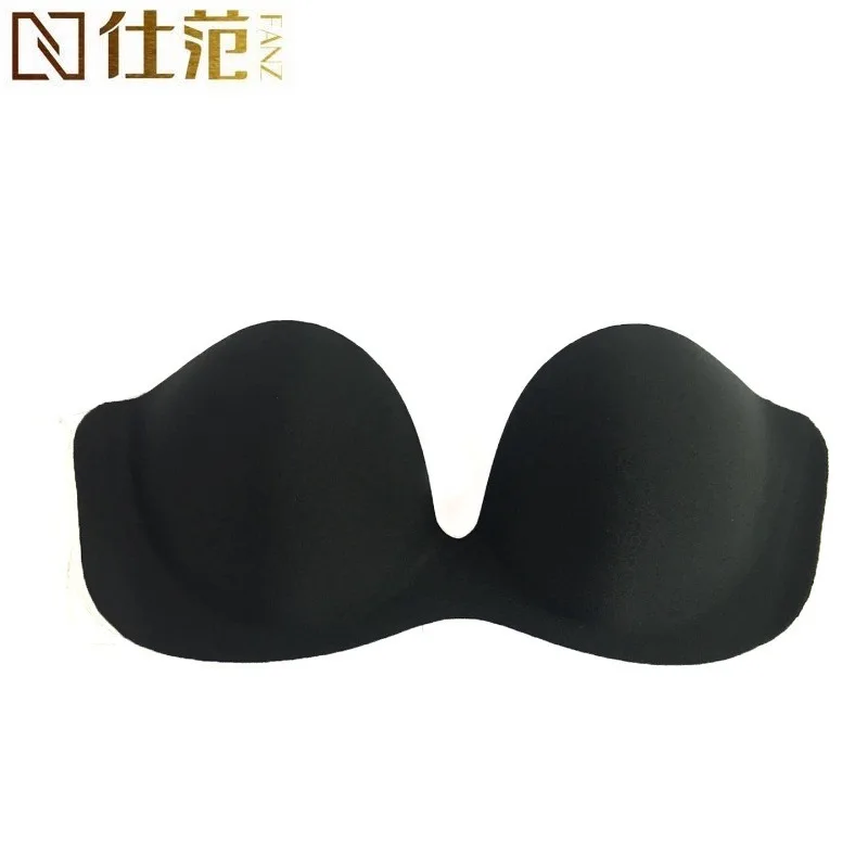 One-piece crescent-shaped wedding underwear simple natural V-shaped bra silicone side invisible bra Strapless strap