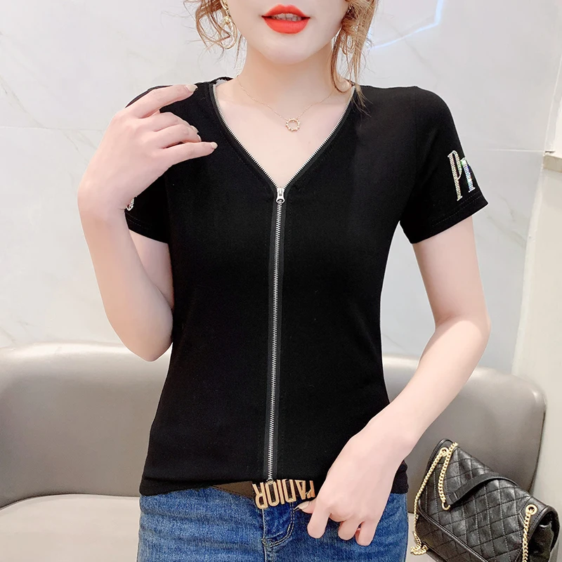 MadBlack Summer Korean Style T-Shirt Fashion Sexy V-Neck Zipper Women Tops Short Sleeve Shiny Diamonds Slim Tees 2022 T12903A