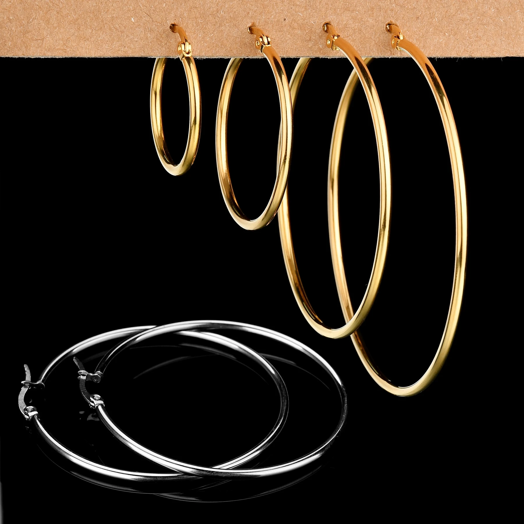 1 Pair New Fashion Earrings Vintage Hoop Golden Color Simple Round Earrings For Women Couple Lover Jewelry Birthday Gift