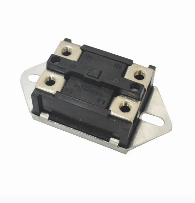 สแควร์อุณหภูมิควบคุมสวิทช์ไฟฟ้าน้ำอะไหล่KSD304 95 ℃ อุณหภูมิ250V/45A