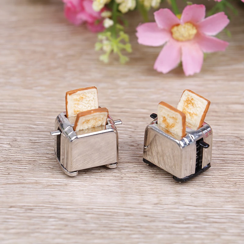 Dollhouse 1/12 Scale Mini Bread Machine With Toast Miniature Dollhouse Accessories Cute Decoration Toaster