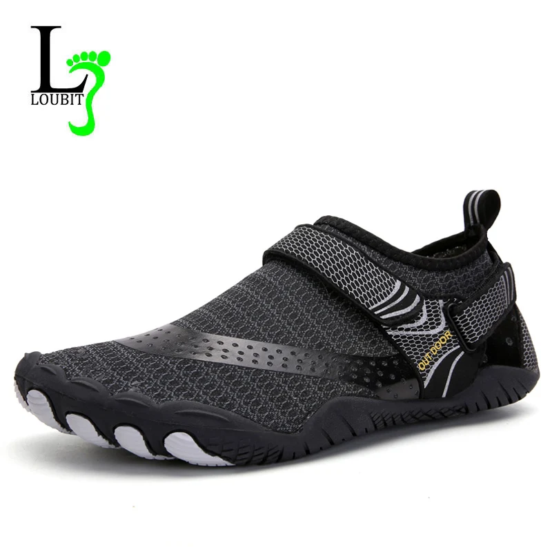 

Men Aqua Shoes Quick Dry Summer Sneakers Breathable Beach Water Shoes Light Male Footwear Plus Size Barefoot Sneaker Non-slip